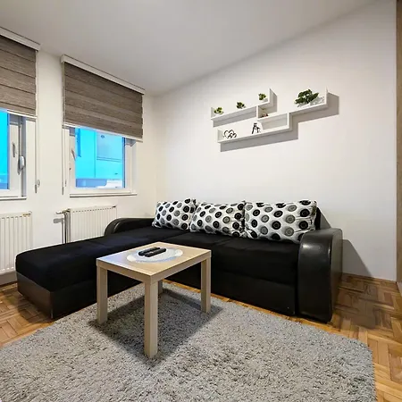 & Smile 222 아파트 *