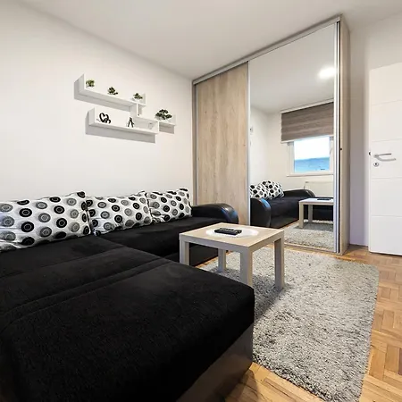 & Smile 222 아파트