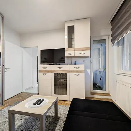 & Smile 222 아파트 *