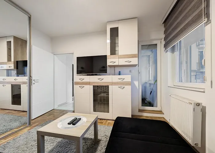 & Smile 222 아파트 *