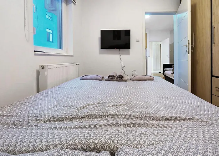 & Smile 222 아파트 노비사드